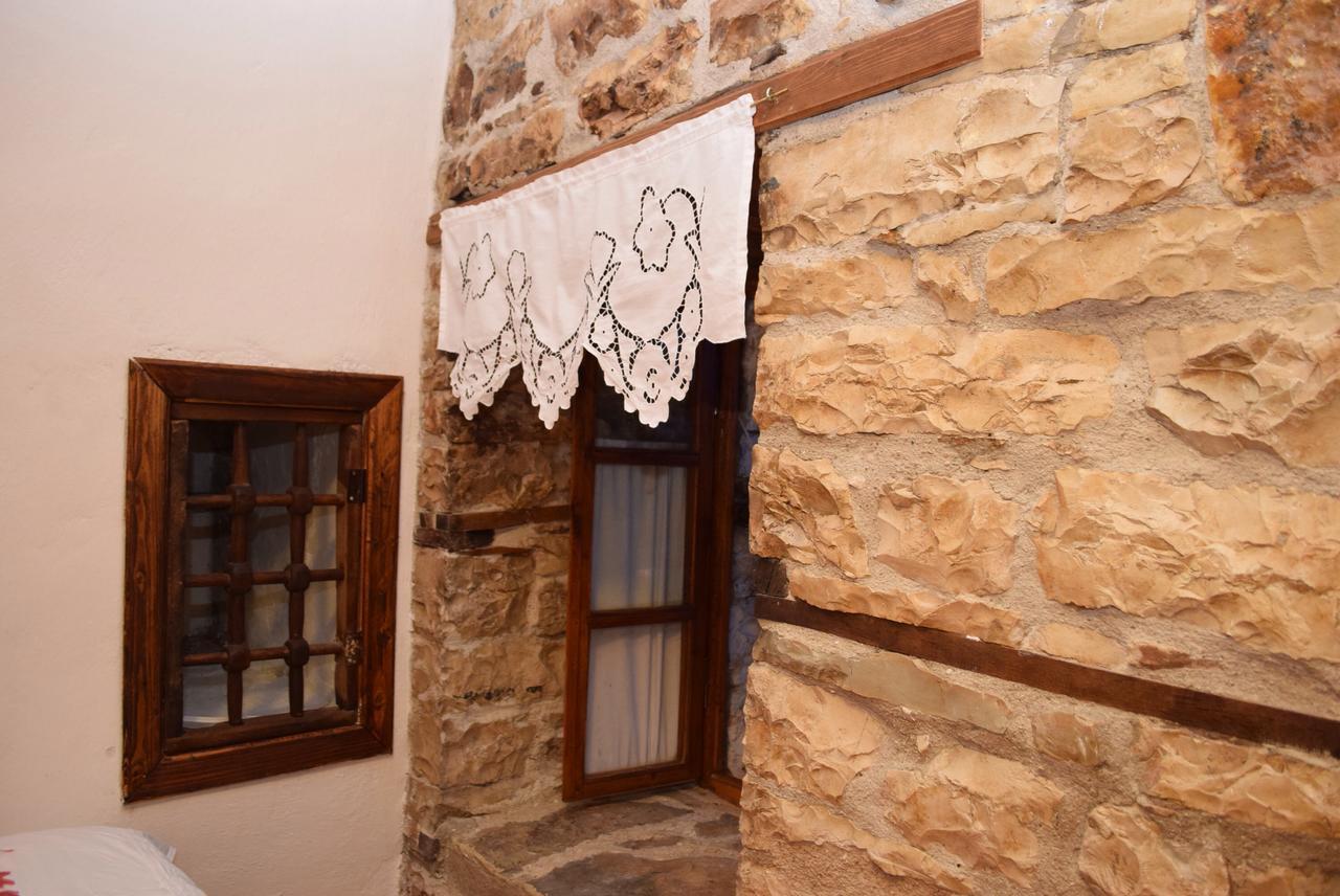 Guest House Salaria Gjirokastër Eksteriør billede